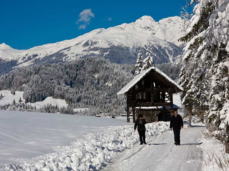 Winterwandern am Weissensee