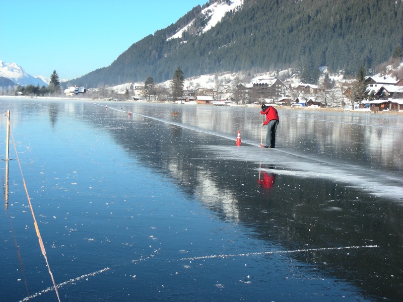 Ice skating at lake Weissensee in Carinthia