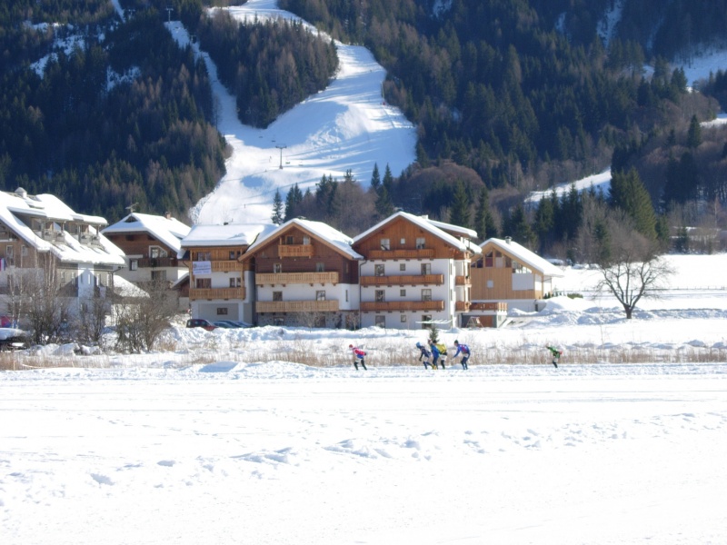 Haus Heimat im Winter - Zimmer und Ferienwohnungen am Weissensee in Kärnten
